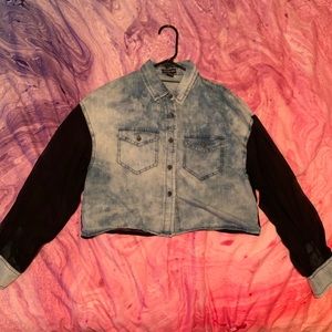 Jean material/black silk cropped long sleeve shirt